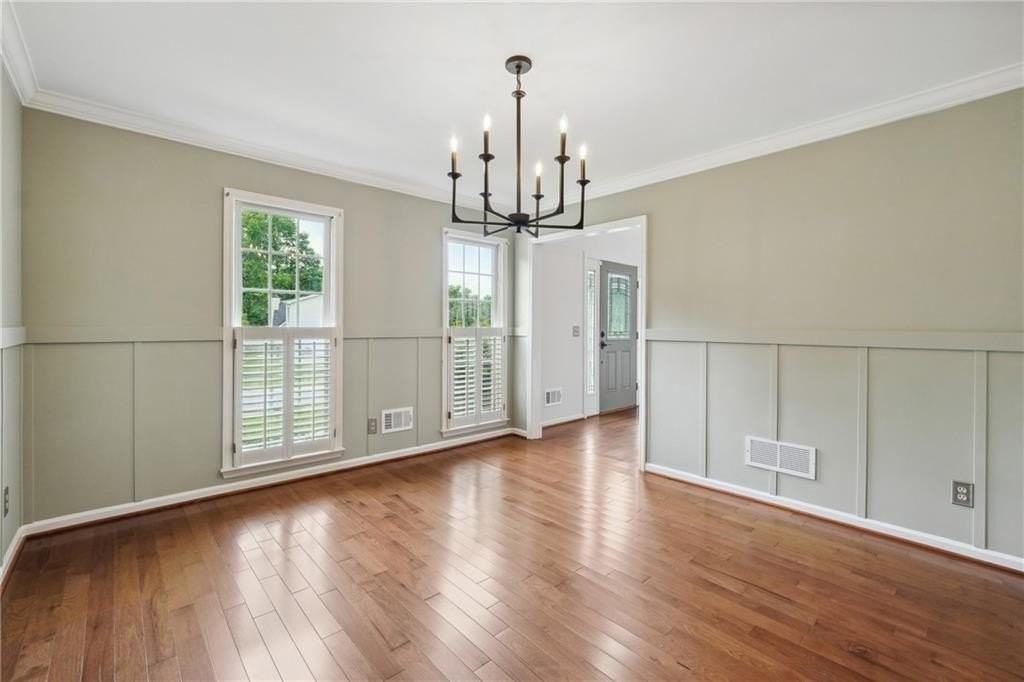 2565 Chestea Dr Ne - Photo 2 of 28