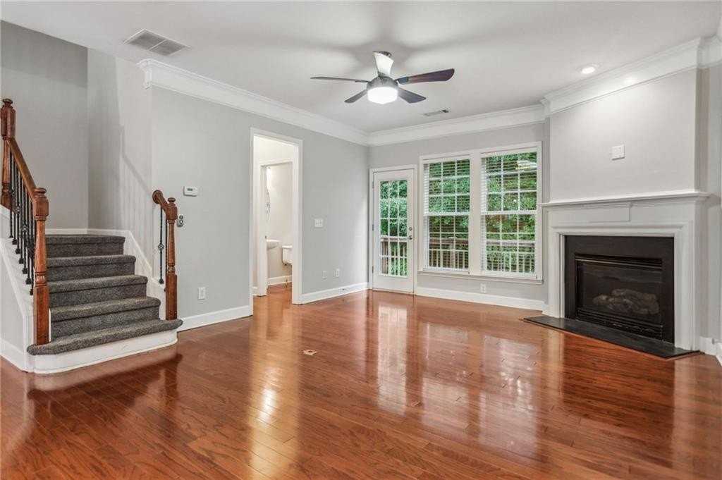 2263 Limehurst Dr Ne - Photo 4 of 27