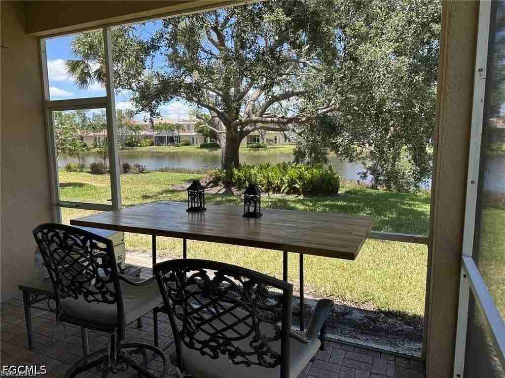 9120 Red Canyon Dr - Photo 3 of 18