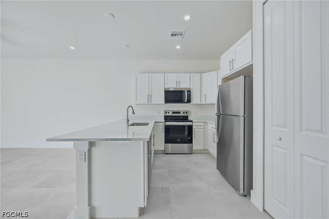 315 Homer Ave S - Photo 6 of 16