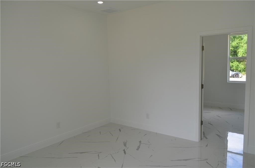2611 Carol Pl - Photo 7 of 16