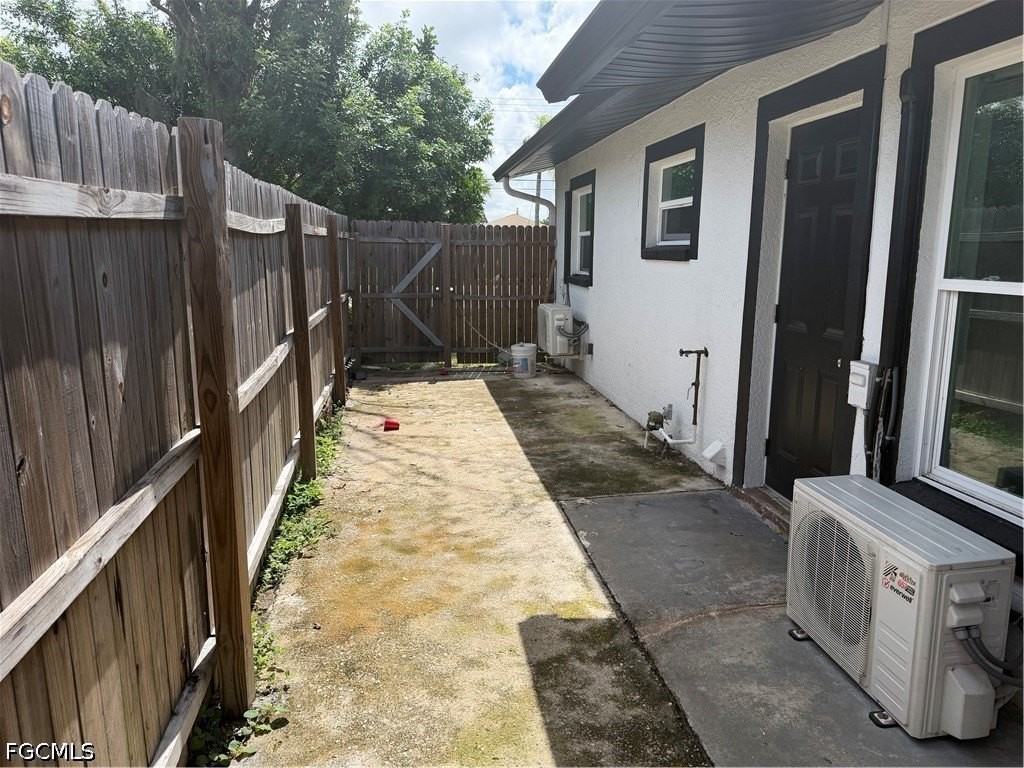 703 Joel Blvd - Photo 4 of 16
