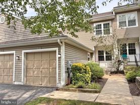 335 Danbury Ct - Photo 1 of 1