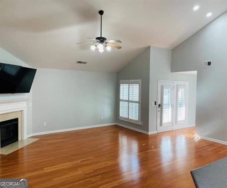2335 Gateview Ct - Photo 2 of 17