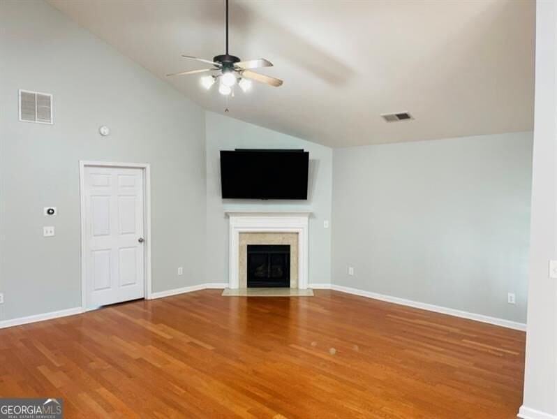 2335 Gateview Ct - Photo 3 of 17
