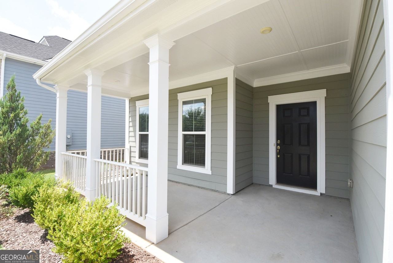 421 Southbridge Pass - Photo 4 of 50