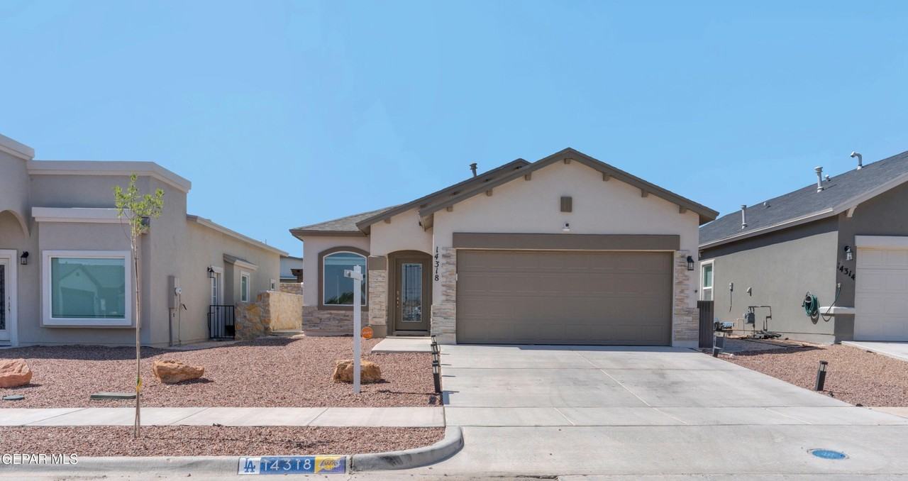 14318 Kayla Mia Dr - Photo 2 of 28