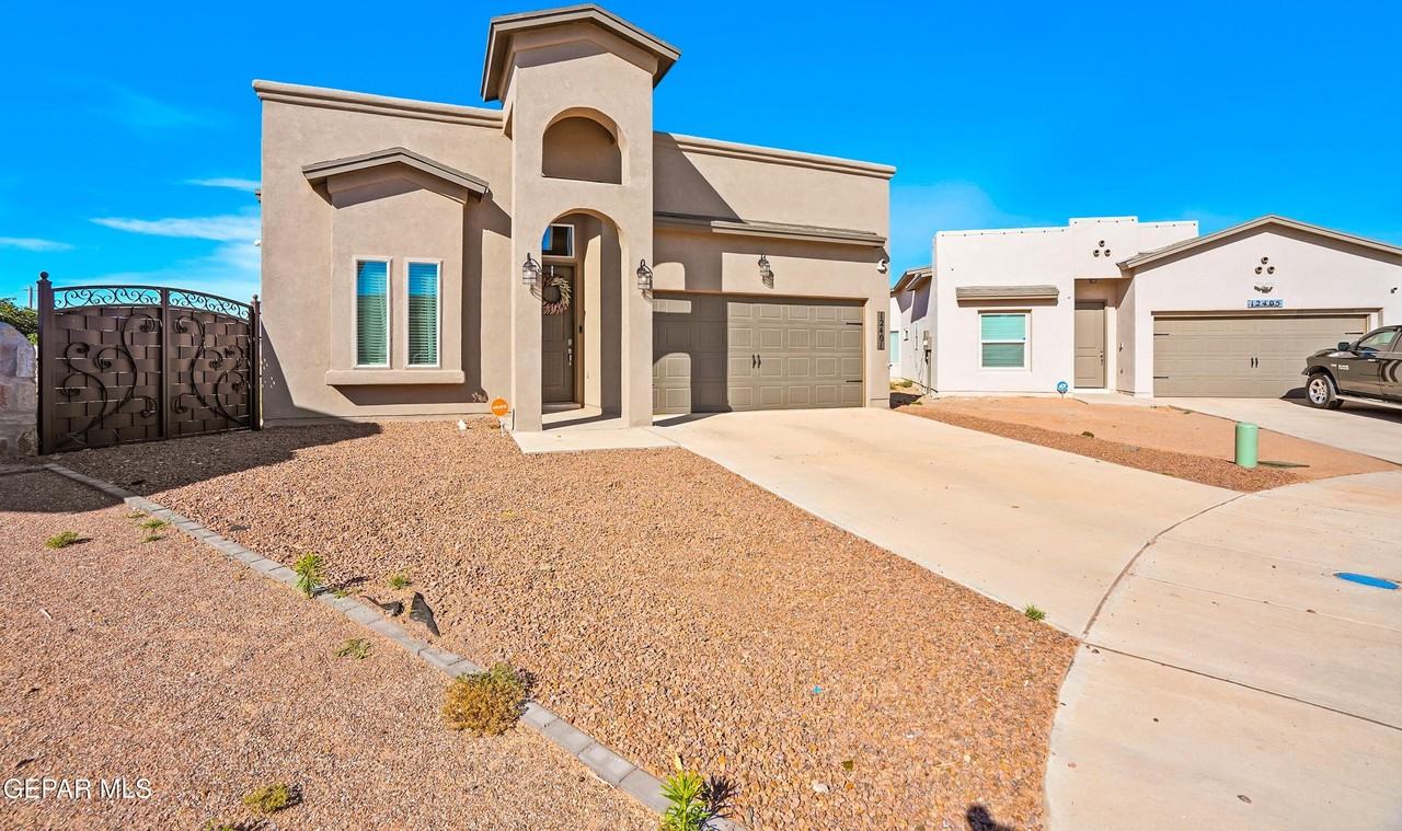 12401 N Chico Pl - Photo 2 of 33