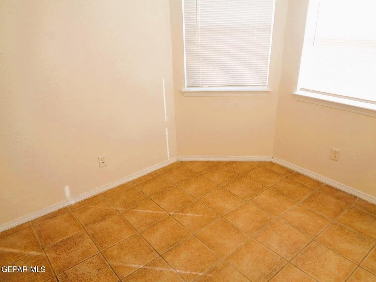 12357 Tierra Buena Dr - Photo 5 of 22