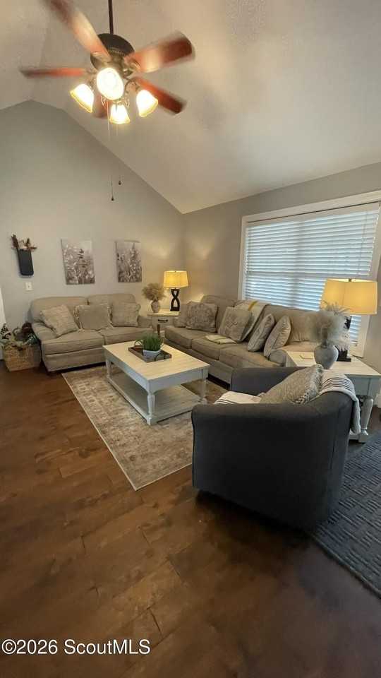 212 Victorian Lake Dr - Photo 3 of 25