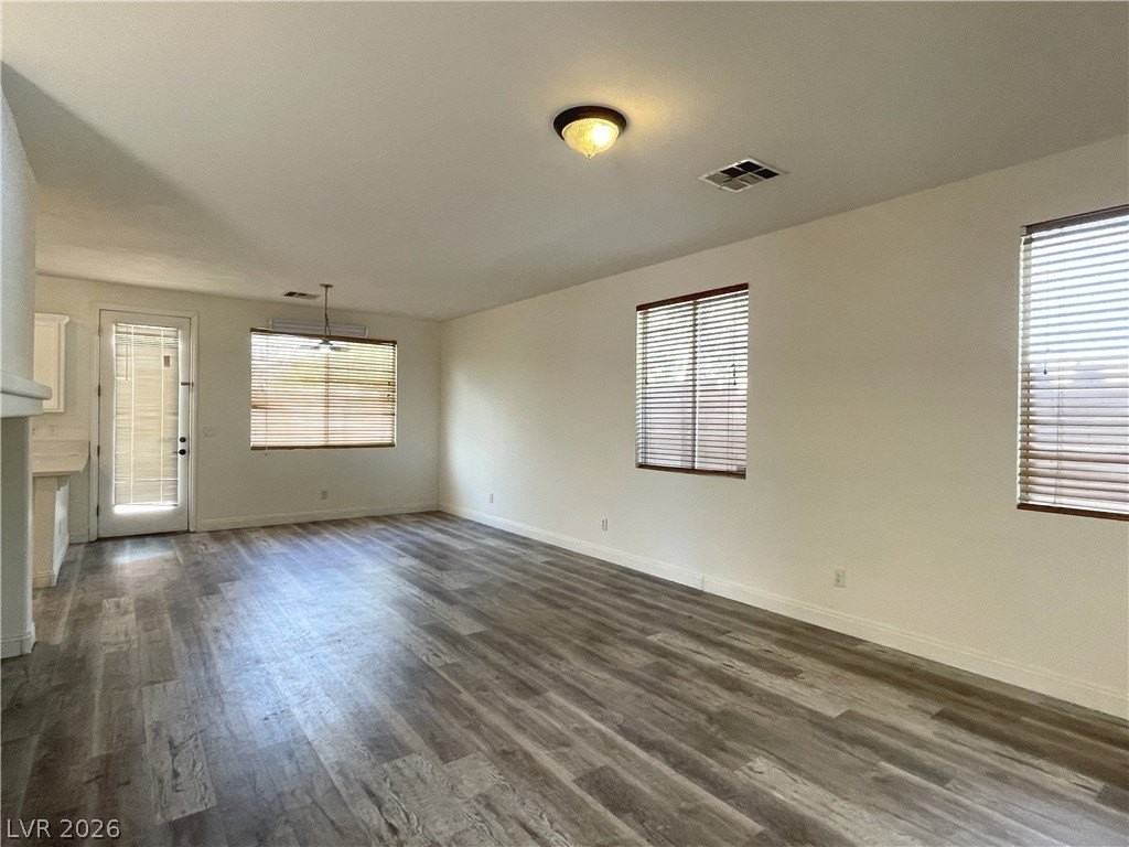 5755 Field Breeze St - Photo 6 of 28