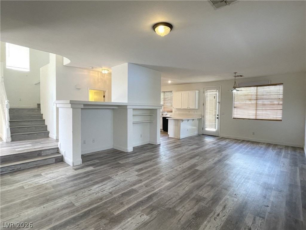 5755 Field Breeze St - Photo 7 of 28