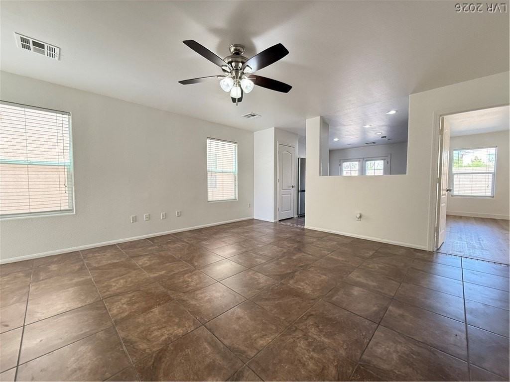 11087 Deluna St - Photo 3 of 24