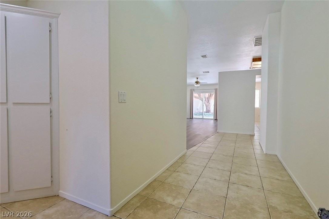 8804 Cypresswood Ave - Photo 4 of 28
