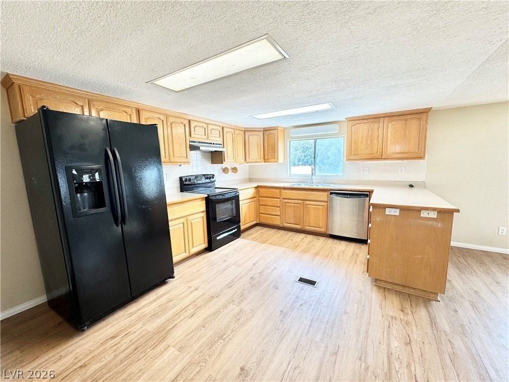 4790 Manse Rd - Photo 7 of 14