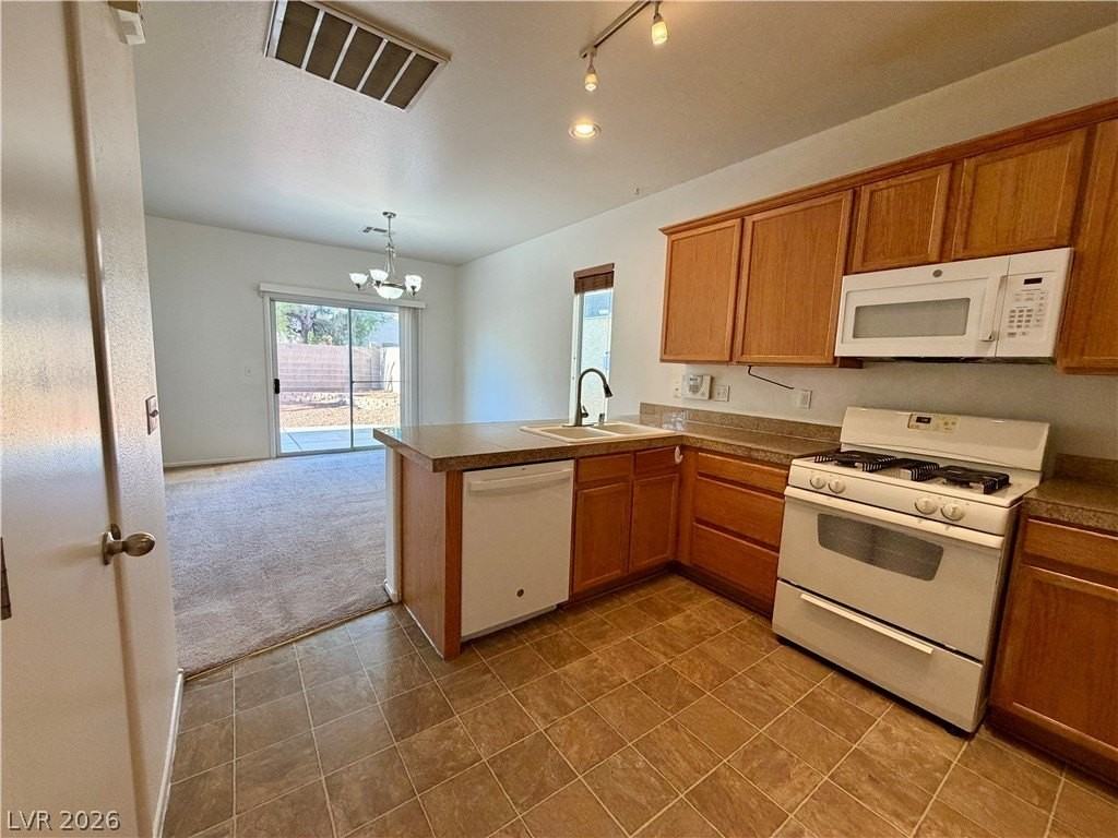 9109 White Eyes Ave - Photo 6 of 21