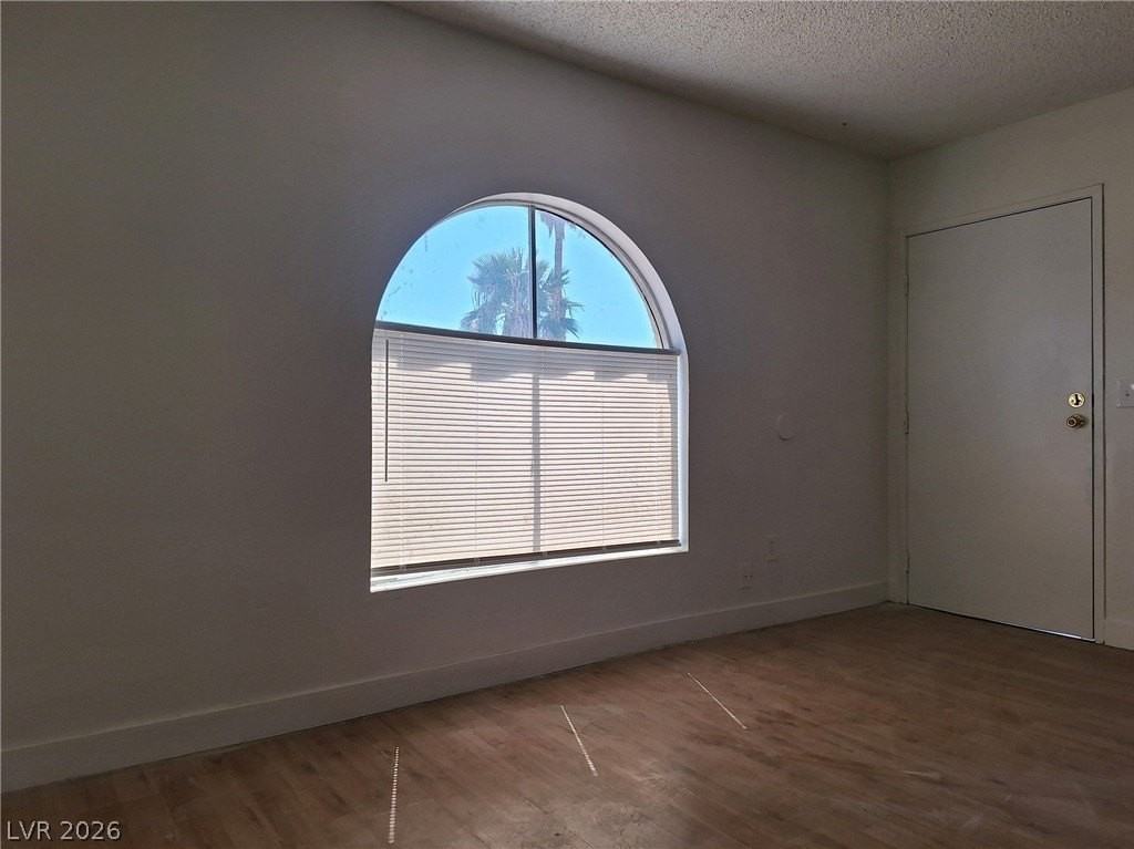 1446 Garden Cir #C - Photo 2 of 7