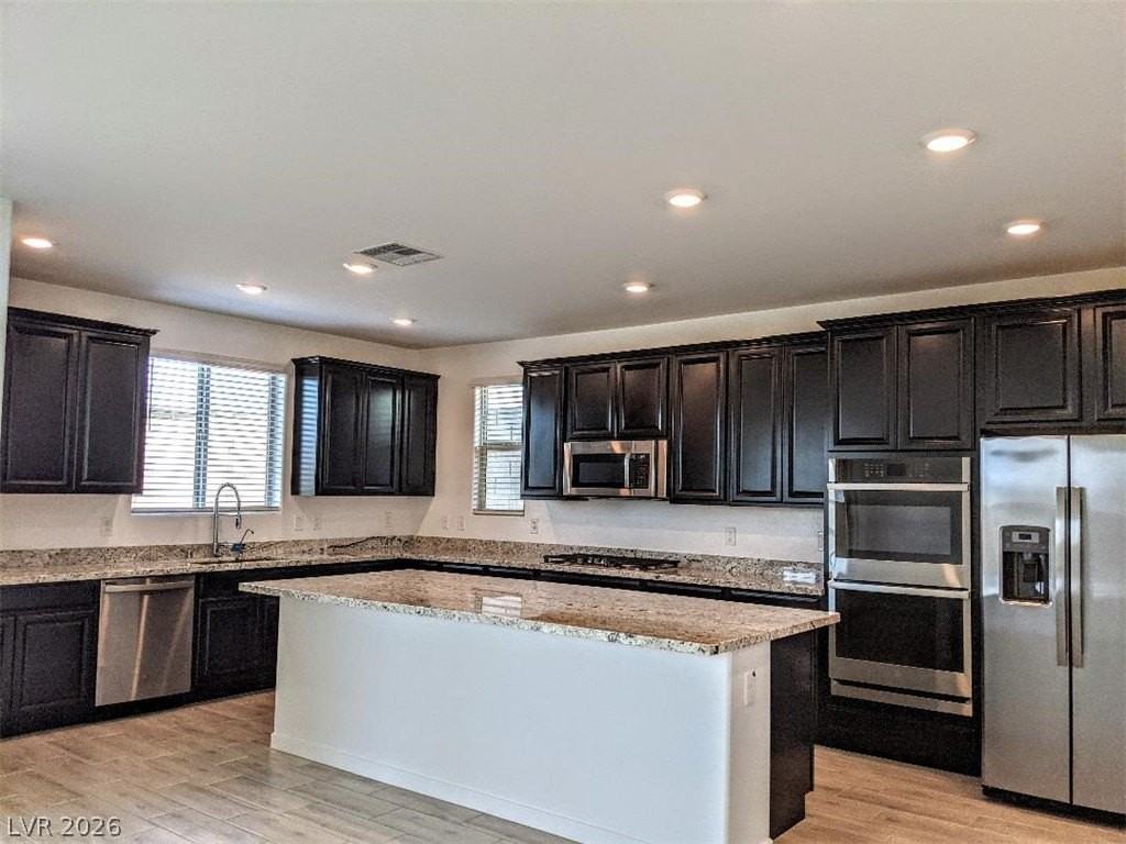 719 Foreign Reef Way - Photo 4 of 38