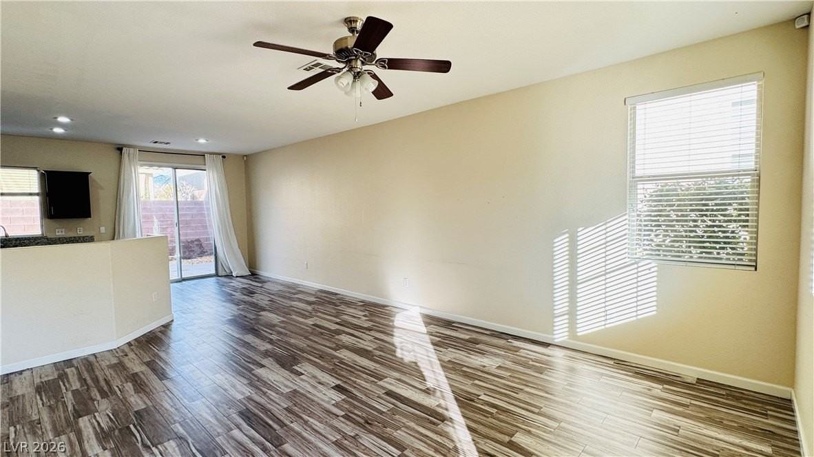 2713 Good Fellows St - Photo 6 of 28