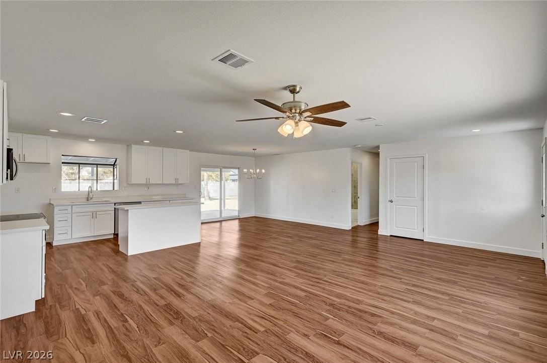 1580 Quarter Horse Dr - Photo 4 of 49