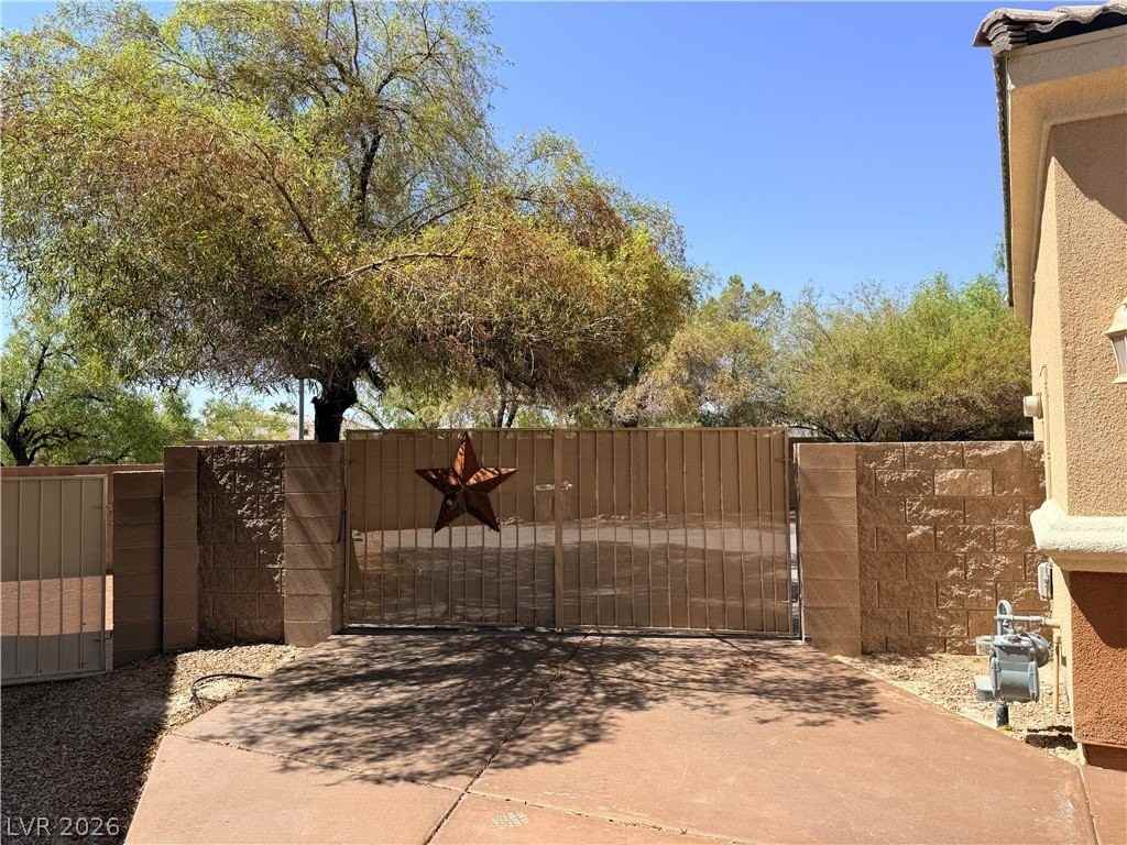 7743 Villa De La Paz Ave - Photo 4 of 50