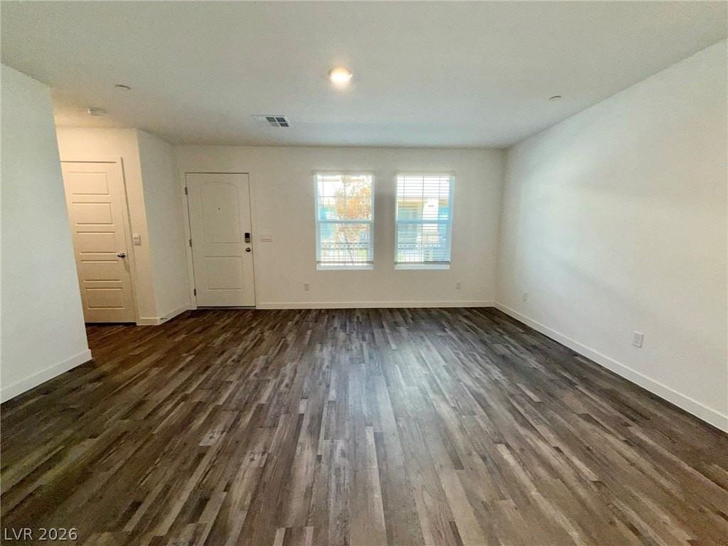 913 Rosy Starling St - Photo 5 of 22