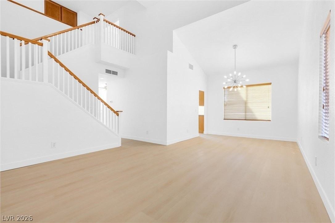1444 Country Hollow Dr - Photo 3 of 26