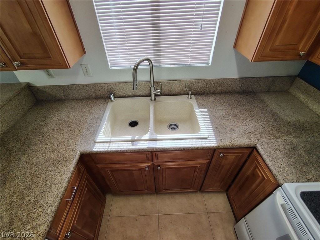 6877 Tamarus St #201 - Photo 2 of 8