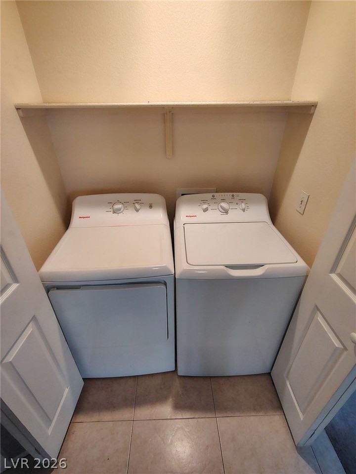 6877 Tamarus St #201 - Photo 7 of 8