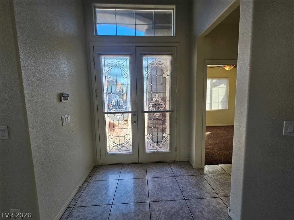 10134 Reflection Brook Ave - Photo 5 of 50