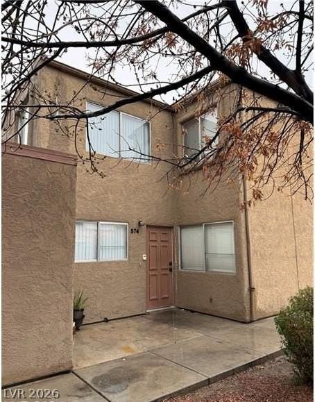 574 Roxella Ln #C - Photo 4 of 50