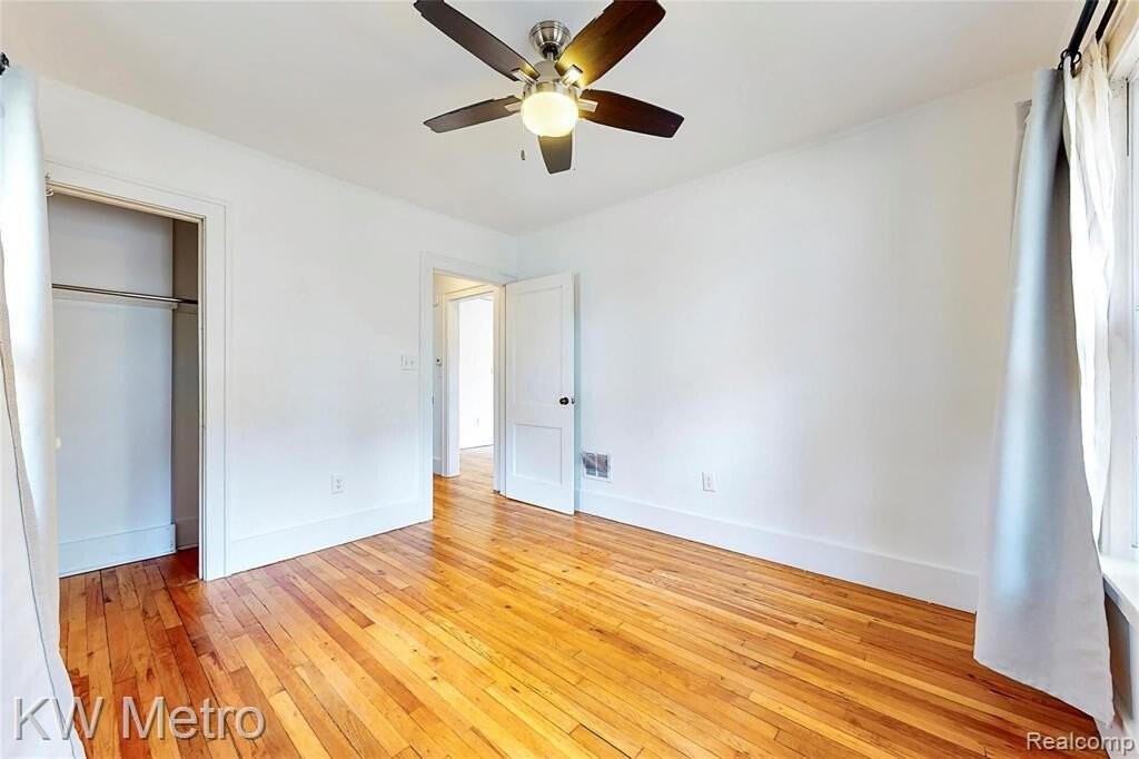 865 W Marshall St - Photo 2 of 23