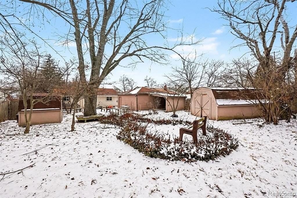 672 Linda Vista Dr - Photo 5 of 19