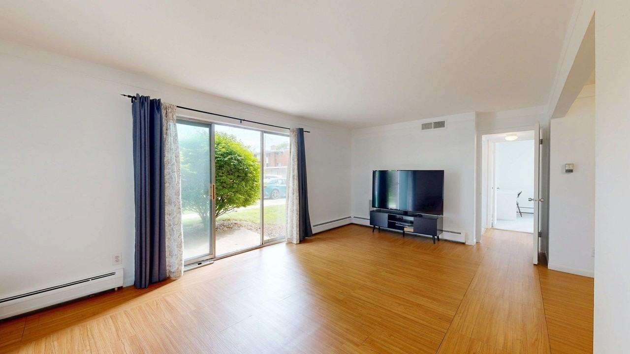 1225 Island Dr #103 - Photo 2 of 16