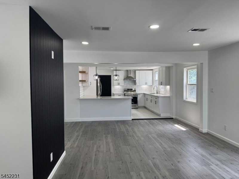 114 Orange Ave - Photo 3 of 9