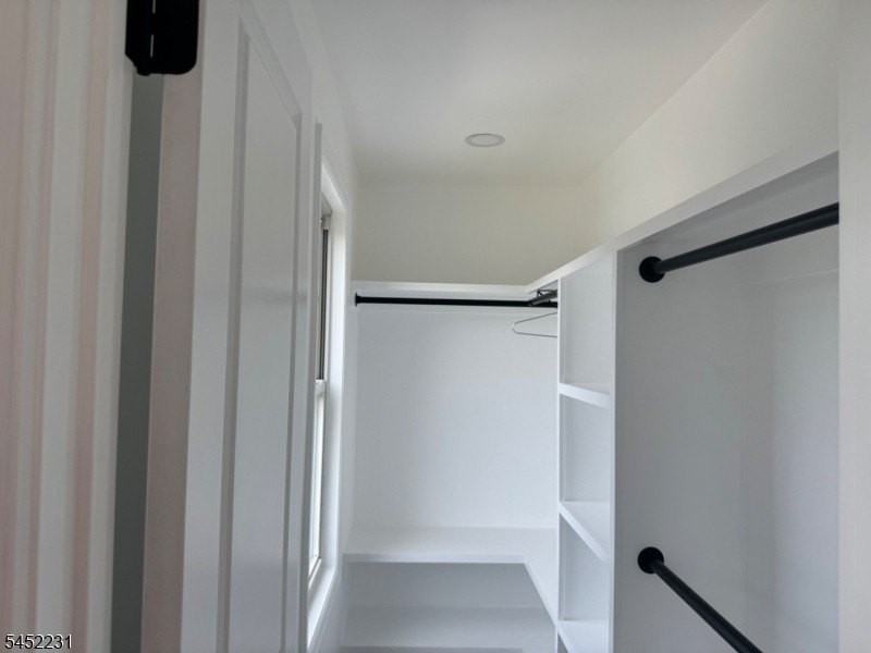 114 Orange Ave - Photo 6 of 9