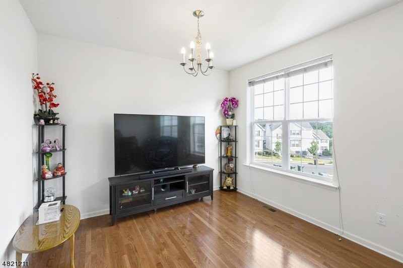 127 Sowers Dr - Photo 5 of 17