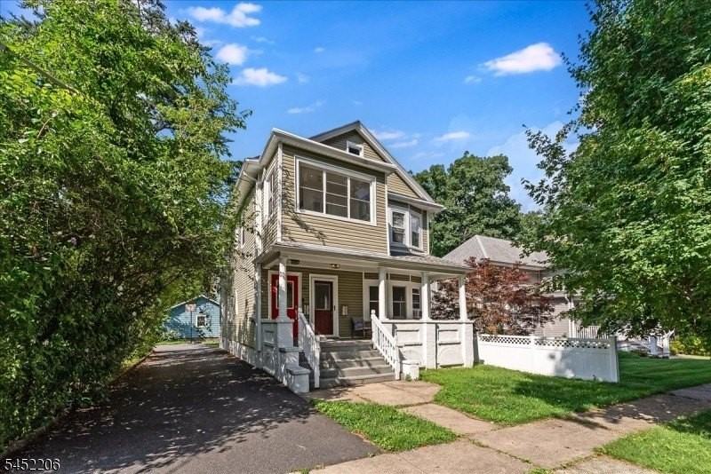 20 Howe Ave #2 - Photo 2 of 19
