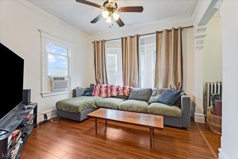 20 Howe Ave #2 - Photo 7 of 19
