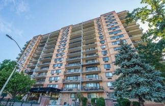60 Parkway Dr #12J - Photo 1 of 1