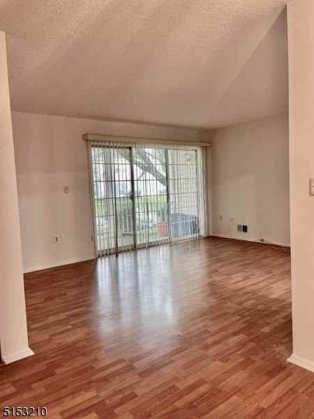 3301 Winder Dr - Photo 2 of 6