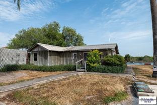 32781 Fm 2925 - Photo 1 of 1