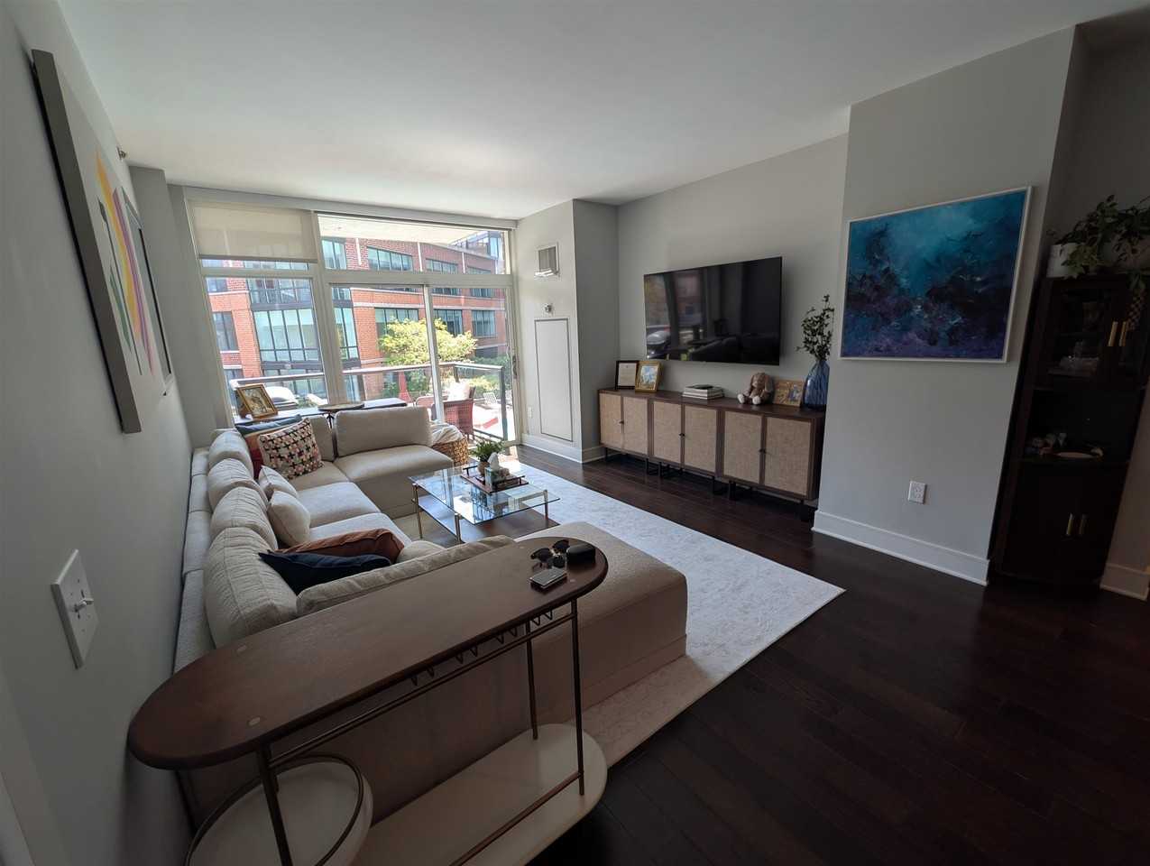 1100 Maxwell Ln #514 - Photo 4 of 17