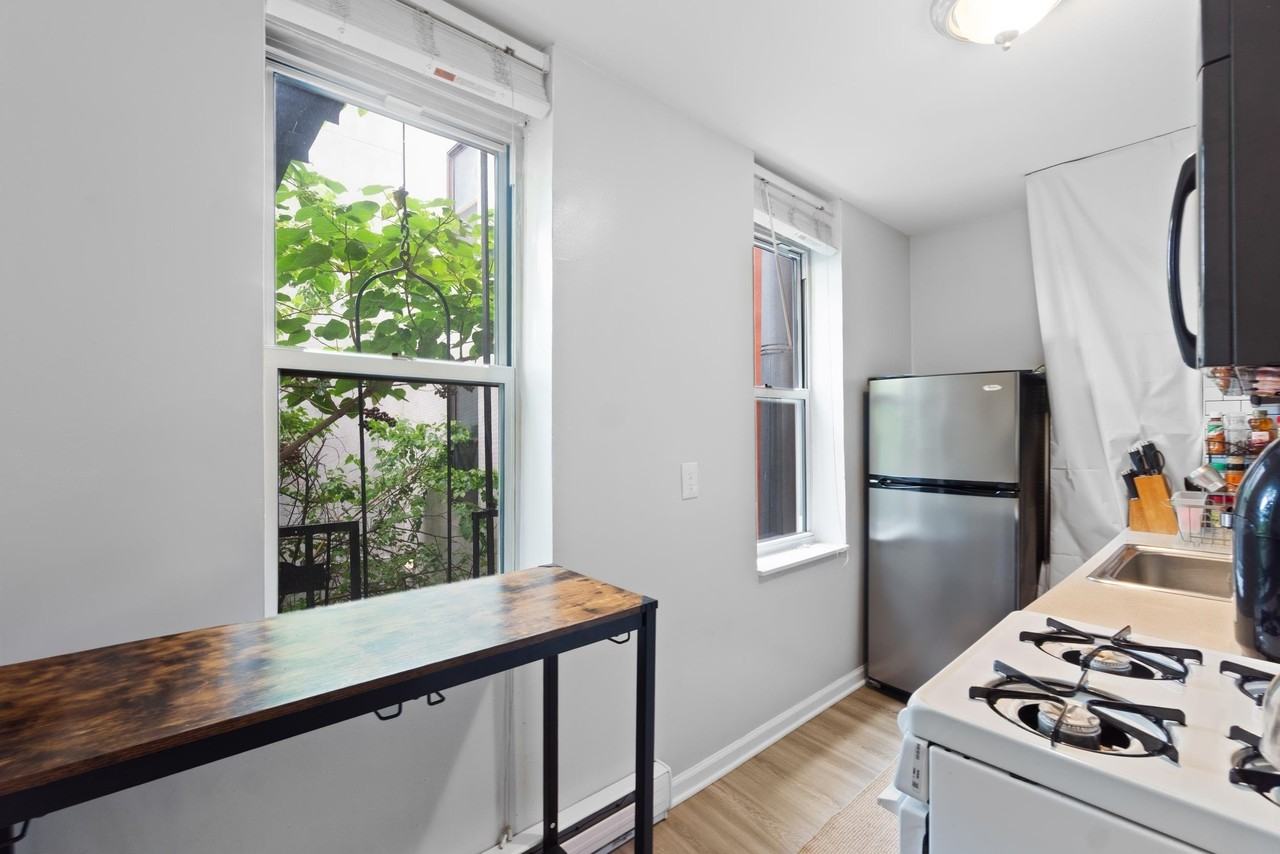 130 Adams St #2 - Photo 6 of 15