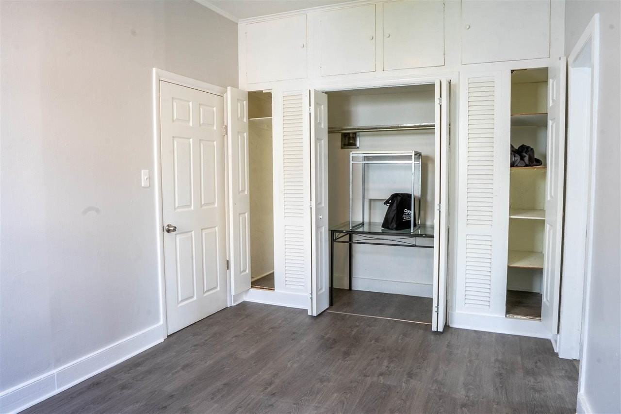 426 13th St #2 - Photo 7 of 25