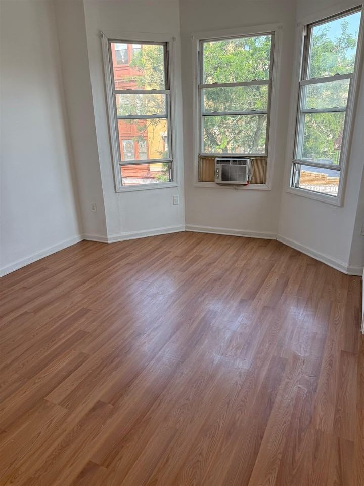 765 W Side Ave #2 - Photo 7 of 10