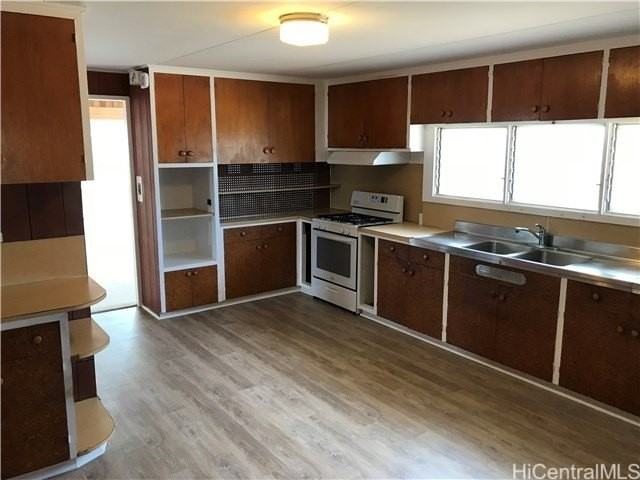 3652 Sunset Pl - Photo 5 of 11