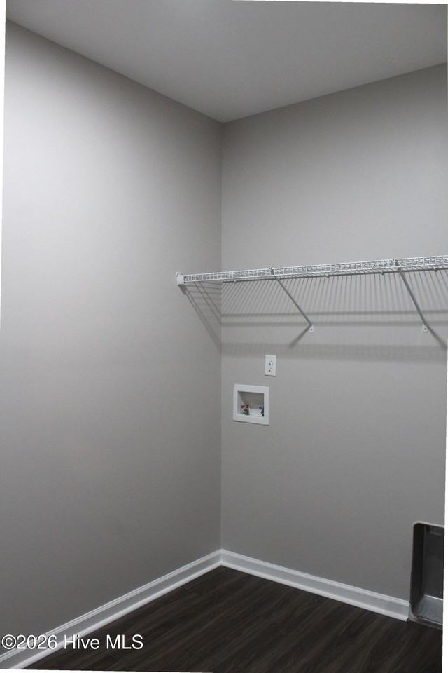 221 Seville St - Photo 5 of 25