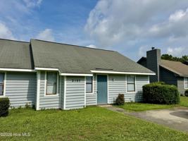 featured image of 2107 E 3rd St #B