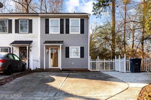 featured image of 135 Greenford Pl